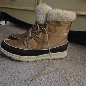 Sorel

SOREL Women's explorer Carnival Boot NL3040